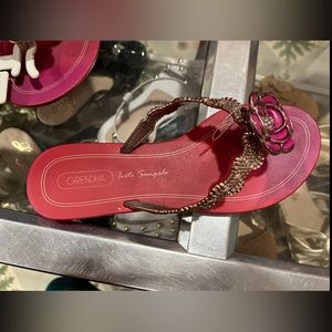 ISO Grendha sandals sz 7/7.5